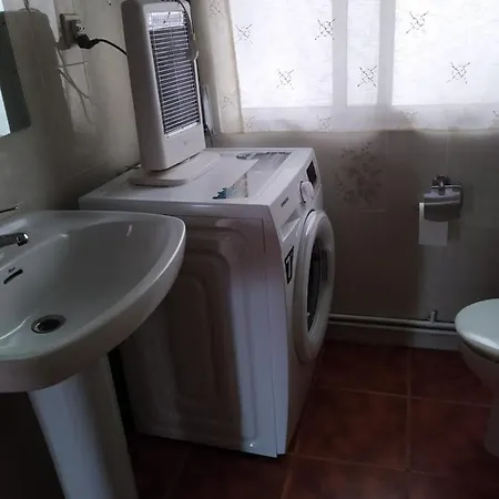 Apartment Gonsa 1 *